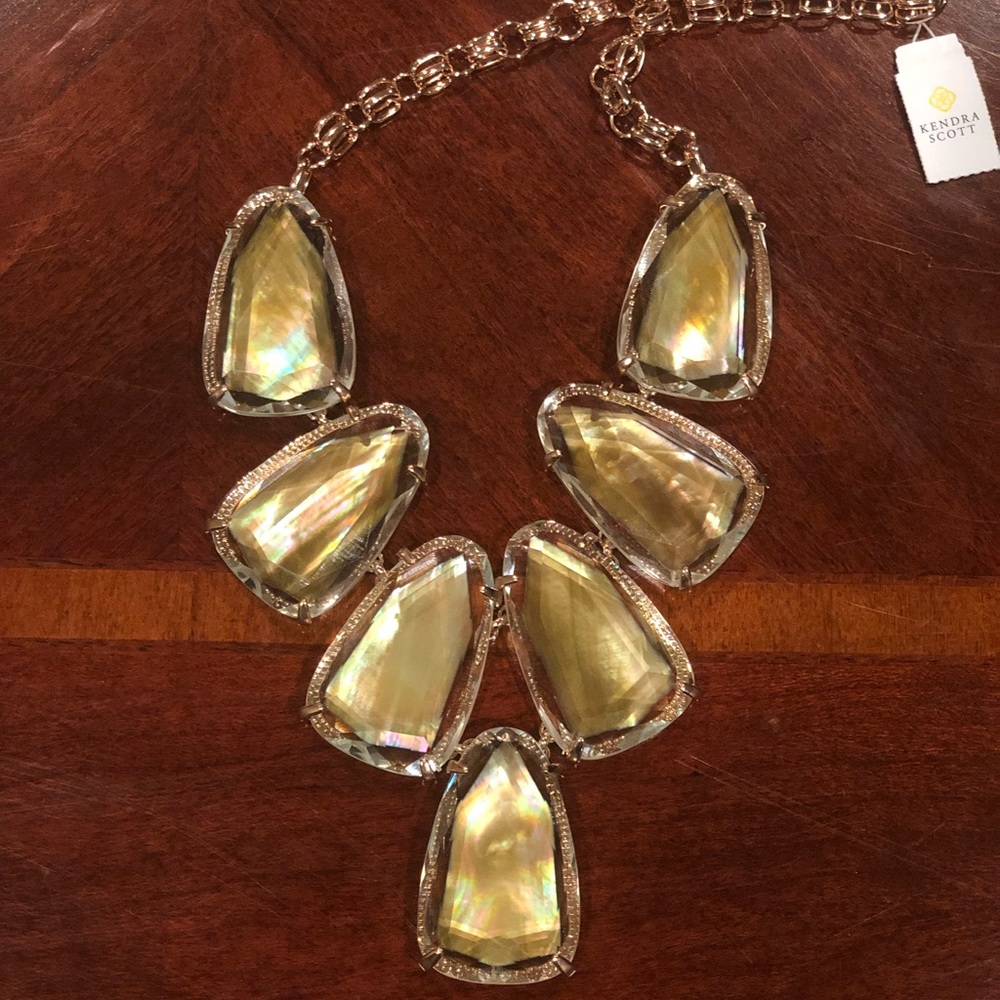 Kendra Scott Harlow Necklace Brown Mother of Pearl